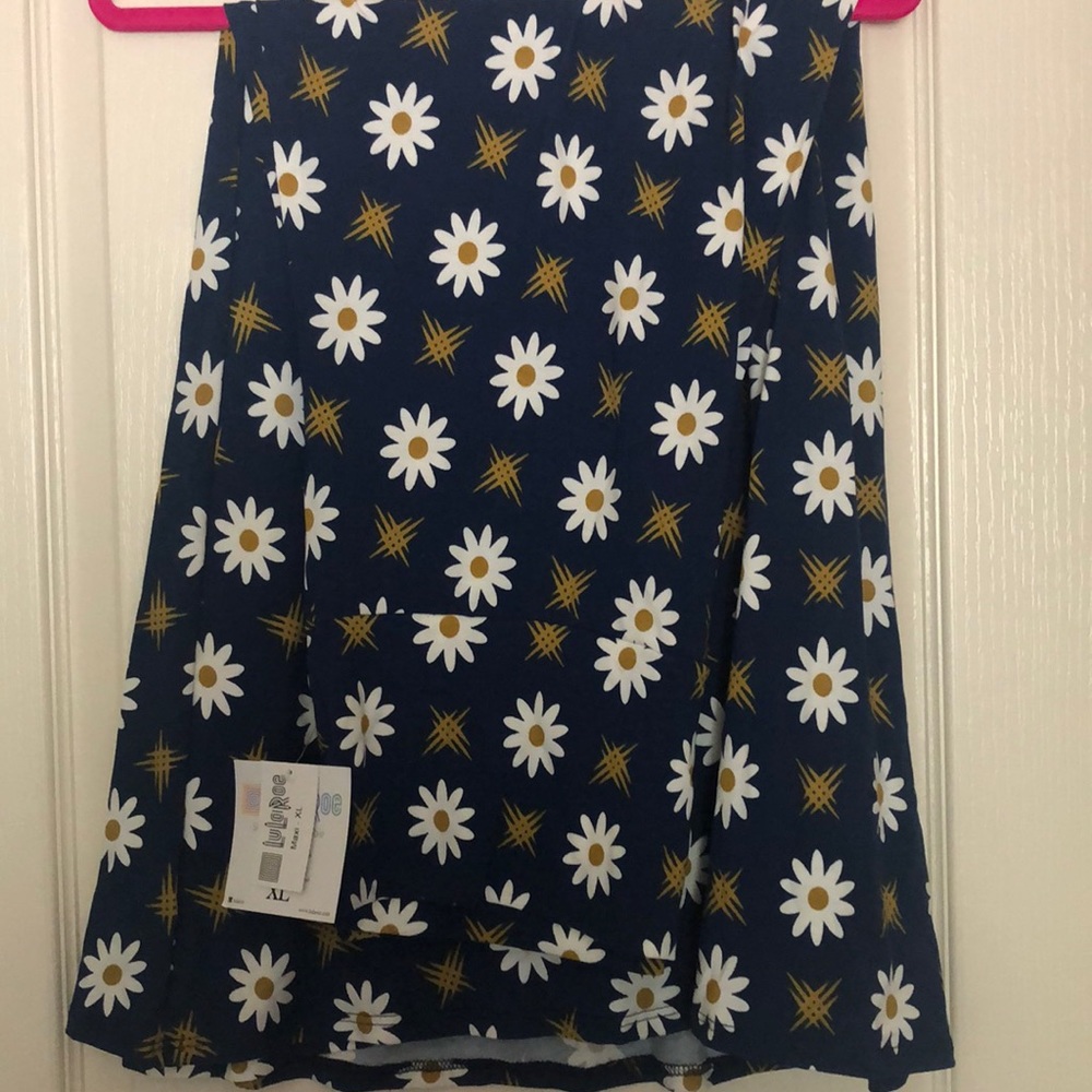 LulaRoe Navy & Daisy Maxi Skirt